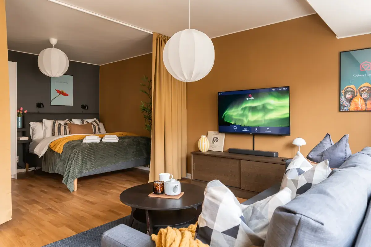 Studio serviced apartment i Västerås — fullt utrustat pentry